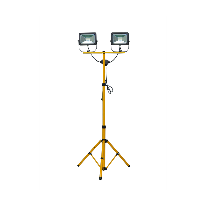Ultracharge 2 X 20W Work Light With 1.6M Tripod Ur200Fl20Ws1 — image 1