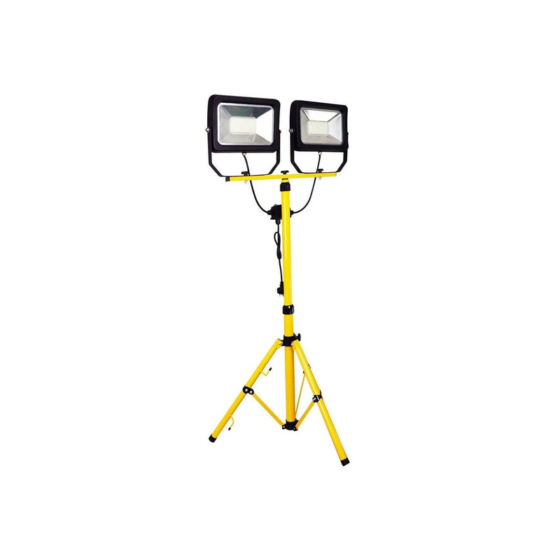 Ultracharge 2 X 30W Work Light With 1.6M Tripod UR200FL30WS1 — image 1