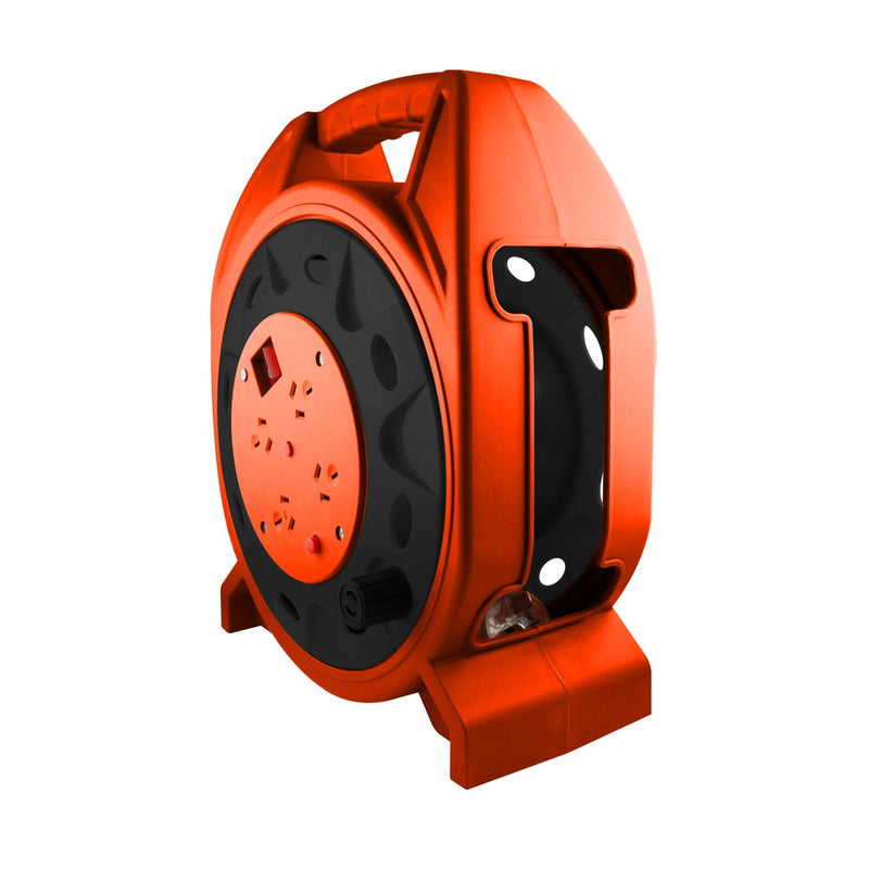 Ultracharge 15M Contractor 15A Extension Reel Ur250/15R — image 1